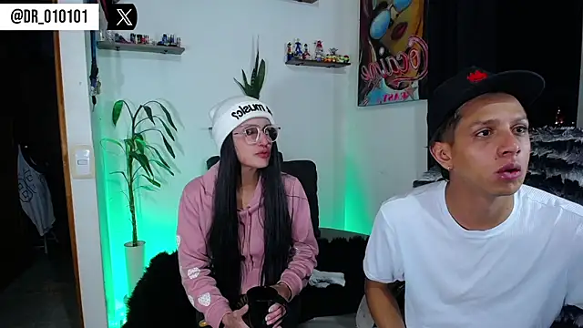 Snapshot of HillAndJack333 chatting on 09.28.25 HillAndJack333 online show from 09.28.25