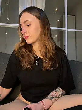 hotAssHell  online show from 01.05.25