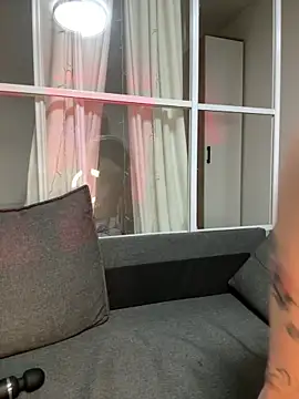 hotAssHell  online show from 02.16.25