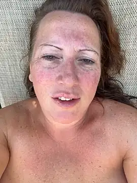 Snapshot of xsexycurvymilf chatting on 06.27.26 xsexycurvymilf online show from 06.27.26