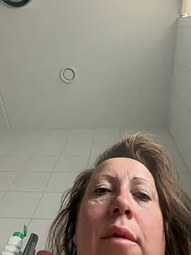 Snapshot of xsexycurvymilf chatting on 07.18.26 xsexycurvymilf online show from 07.18.26