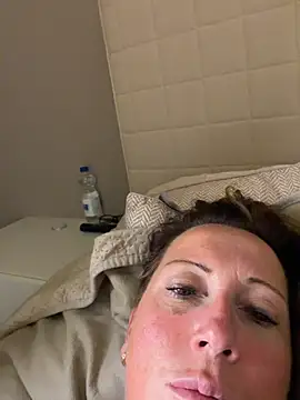 Snapshot of xsexycurvymilf chatting on 07.28.26 xsexycurvymilf online show from 07.28.26