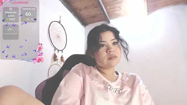 Amara18  online show from 11.15.25