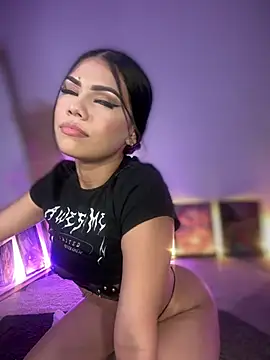 Snapshot of SakuraKato chatting on 01.21.25 SakuraKato online show from 01.21.25