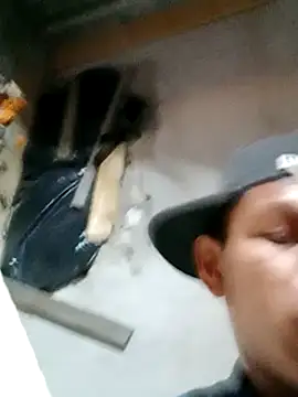 Snapshot of Moreno1813 chatting on 03.06.25 Moreno1813 online show from 03.06.25