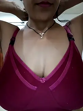 Hot-Shivani online show from 12.17.24