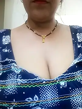 Snapshot of Hot-Shivani chatting on 07.20.26 Hot-Shivani online show from 07.20.26