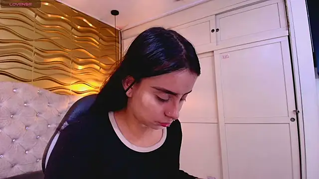 Snapshot of Andreita_Jones chatting on 04.19.26 Andreita Jones online show from 04.19.26