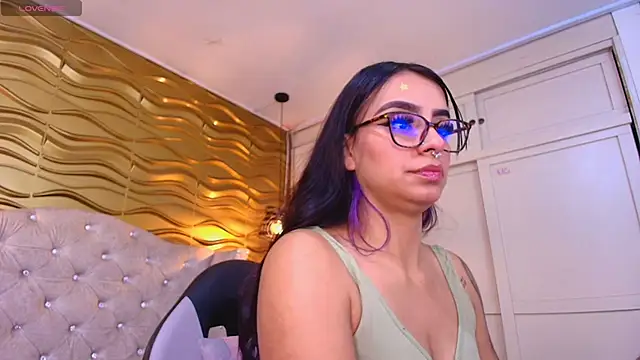 Snapshot of Andreita_Jones chatting on 04.24.26 Andreita Jones online show from 04.24.26