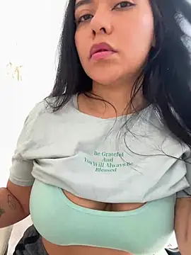 PetitLumiere online show from 02.12.25