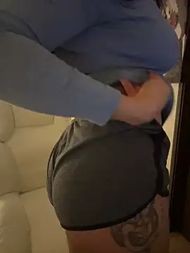 PetitLumiere online show from 02.17.25