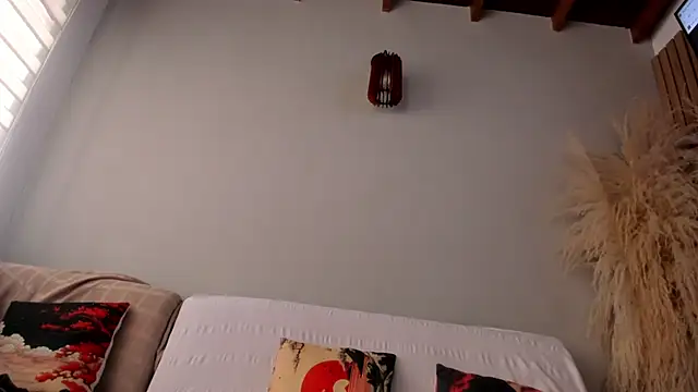 neo dimou  online show from 10.14.25