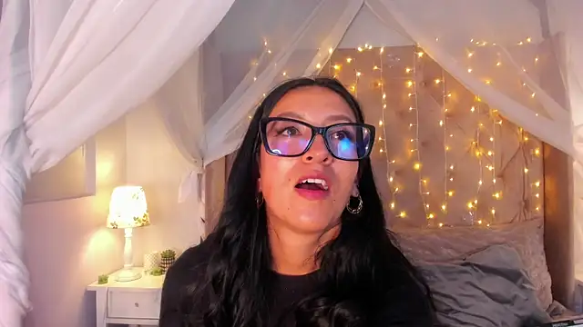 kira moon   online show from 03.09.25