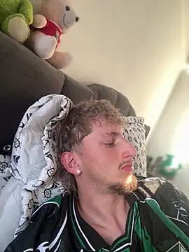 Snapshot of Scott_sex7 chatting on 02.25.26 Scott sex7 online show from 02.25.26