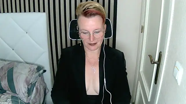 xxNoeliaxx online show from 03.14.25