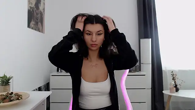 Simply the best online show from 02.18.25