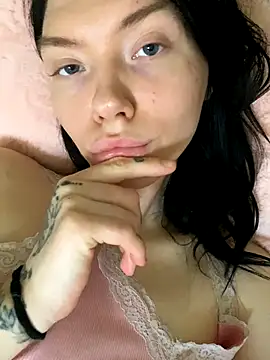 Lisaaa Alisa online show from 10.27.25