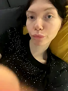 Lisaaa Alisa online show from 12.20.25