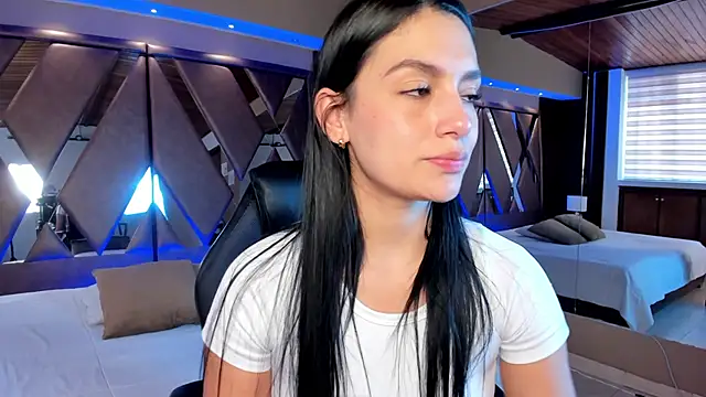 Snapshot of carina_rossi chatting on 01.29.25 carina rossi online show from 01.29.25