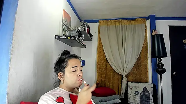 Snapshot of SARAMISHA chatting on 06.08.26 SARAMISHA online show from 06.08.26