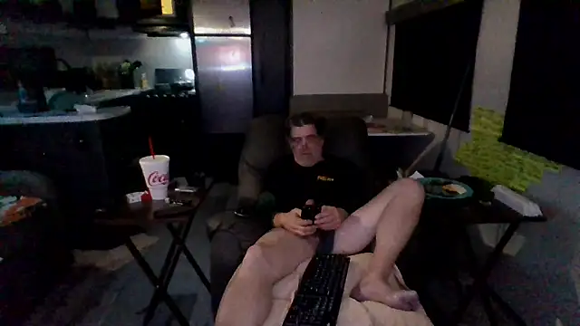 Snapshot of lateniter chatting on 02.02.26 lateniter online show from 02.02.26