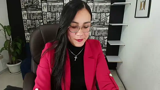 Agata-Moon online show from 02.20.25