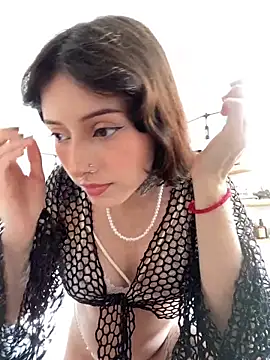 LiliJones  online show from 02.05.26