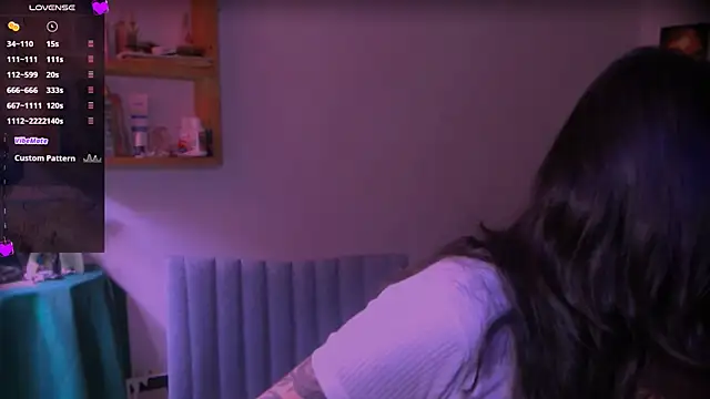 LiliJones  online show from 03.20.26