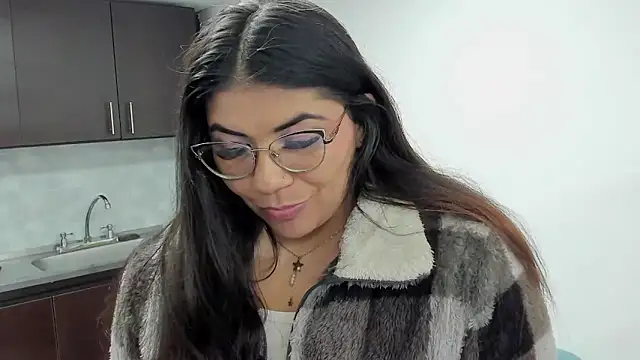 Snapshot of Luna_Dumont chatting on 09.12.25 Luna Dumont online show from 09.12.25