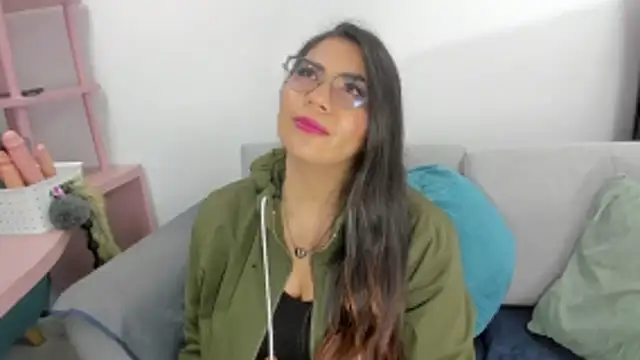 Snapshot of Luna_Dumont chatting on 01.18.26 Luna Dumont online show from 01.18.26