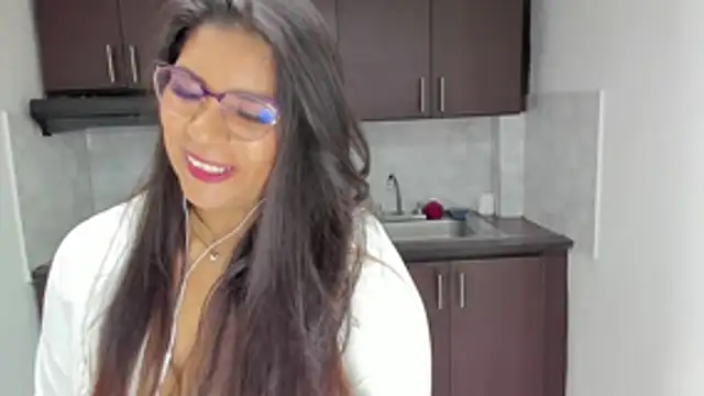 Snapshot of Luna_Dumont chatting on 03.24.26 Luna Dumont online show from 03.24.26