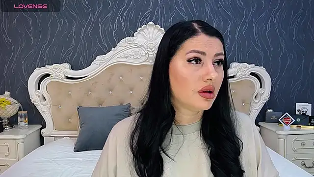 Snapshot of Lauren_Saint chatting on 03.15.25 Lauren Saint online show from 03.15.25