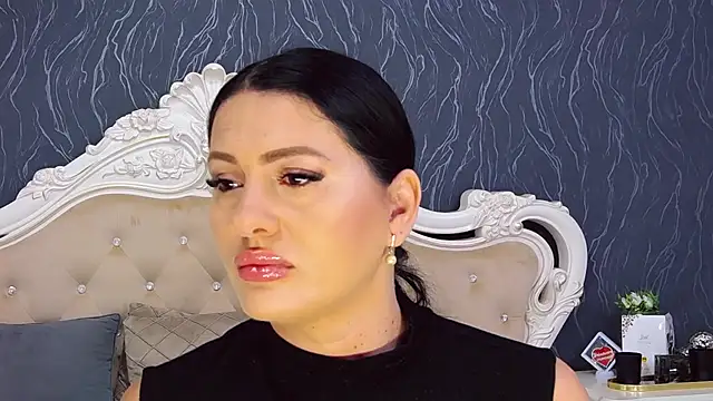 Snapshot of Lauren_Saint chatting on 07.16.26 Lauren Saint online show from 07.16.26