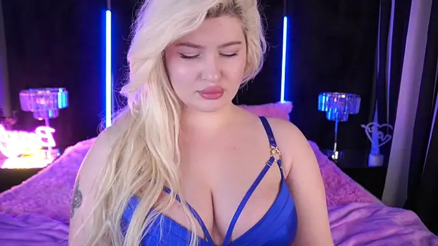 CocoSecretss online show from 12.09.24