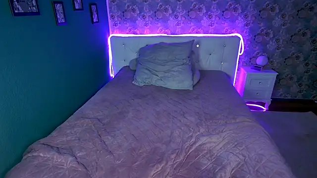 EmilyDiazofficial online show from 02.05.26