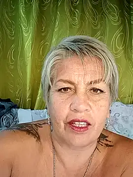 Snapshot of DirtyBIianca chatting on 09.23.25 DirtyBIianca online show from 09.23.25