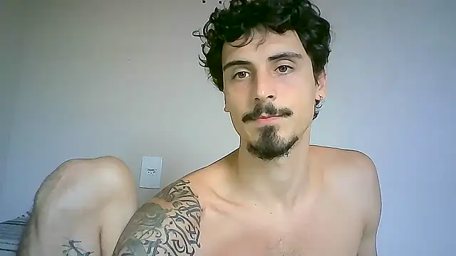 milkoffe online show from 12.04.24