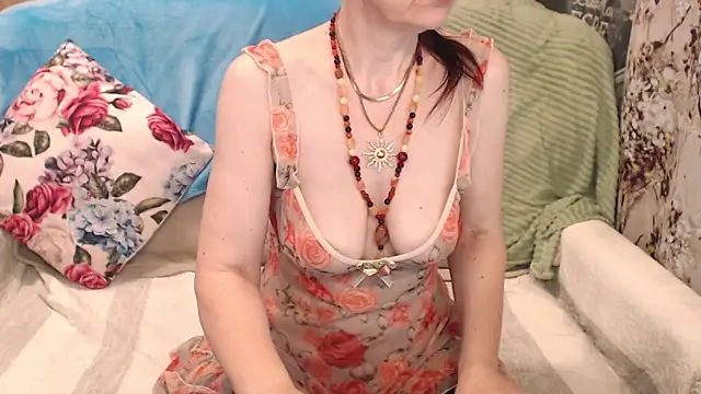 Snapshot of watermelonlady chatting on 04.15.26 watermelonlady online show from 04.15.26