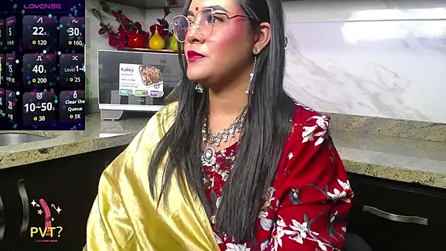 lakshmiraniii online show from 03.11.25