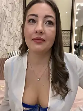 AnnaBri online show from 01.23.25