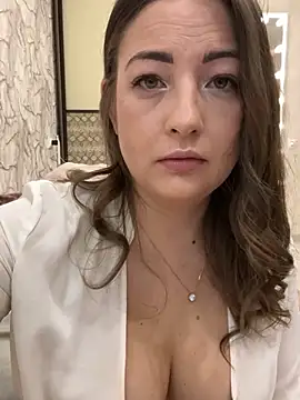 AnnaBri online show from 01.28.25