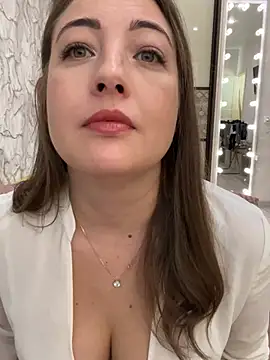 AnnaBri online show from 02.24.25