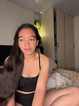 Nina-Eros1 online show from 02.21.26