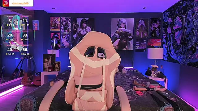 LanaKyutt online show from 10.05.25