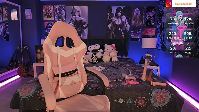 LanaKyutt online show from 11.21.25