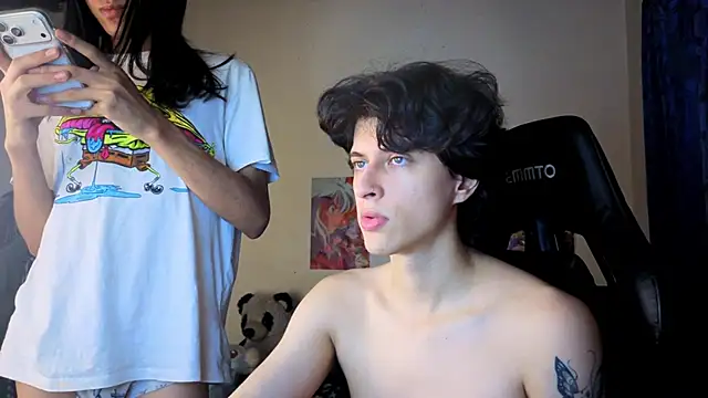 angelitofemboy online show from 12.01.25