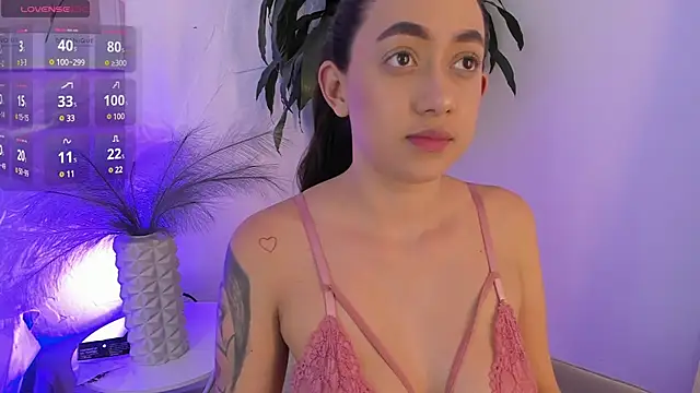 moll1e  online show from 03.22.25