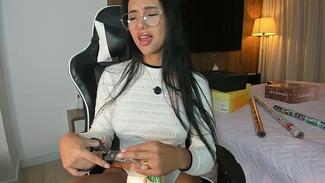 soycamig online show from 11.20.25