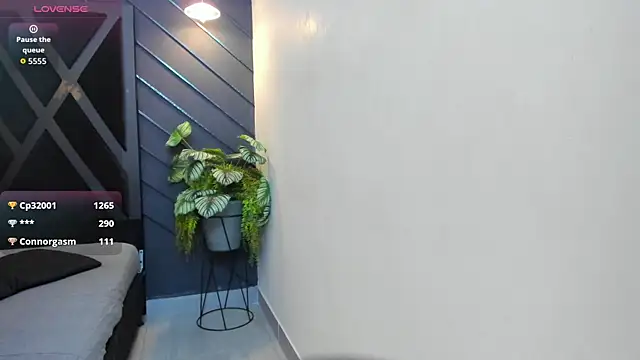 Snapshot of Apolo_Bianco_ chatting on 09.20.25 Apolo Bianco  online show from 09.20.25