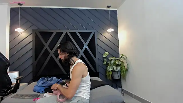 Snapshot of Apolo_Bianco_ chatting on 09.25.25 Apolo Bianco  online show from 09.25.25